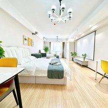 多米海景公寓式酒店(大连东港商务区威尼斯水城店)