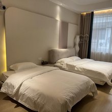 清妍民宿(恩施女儿城店)