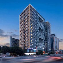 橘子臻品酒店(长沙市中心医院铁道学院店)