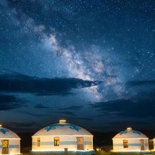 STAR ONE壹号·火山太空舱露营地