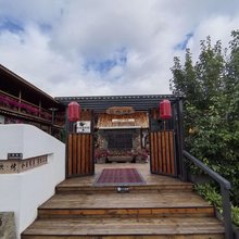 嘉荫品悠然江舍二零二零假日民宿
