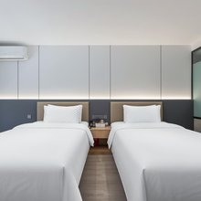 Y水晶酒店(无锡南长街南禅寺店)