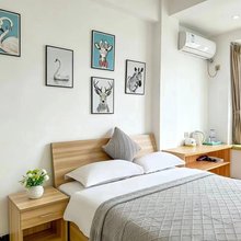 北海悦界·时光裡民宿(银滩店)