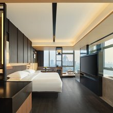 SFEEL设计师酒店(宁波火车站店)