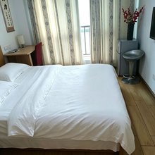重庆江津小爱高空民宿(交大科学城校区店)