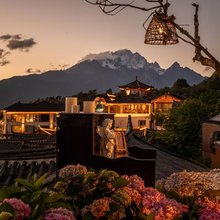 雲曼Sky Cloud 静聆听|观景花园美宿(丽江古城大水车店)