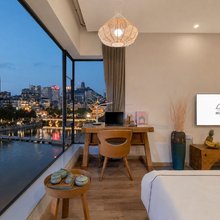 美岸·燕舍|南明河畔·溯野度假观景民宿(贵阳青云市集甲秀楼店)