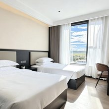 平易酒店