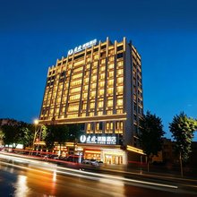 建国璞隐酒店(和田夜市团结广场店)