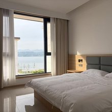 伊水秋声居(陆浑水库店)