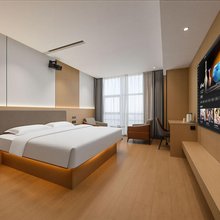 云鼎岚庭酒店(郑州CBD会展中心众意西路地铁站店)