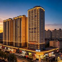 五季酒店(阿克苏天百时尚购物中心店)