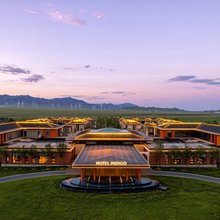 赛里木湖英迪格酒店