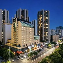武汉汉口金融中心江汉路步行街枫渡酒店