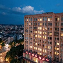 莱卡商务酒店(宜昌东站五一广场店)