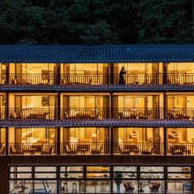 序章全景美宿(西江千户苗寨六号风雨桥店)