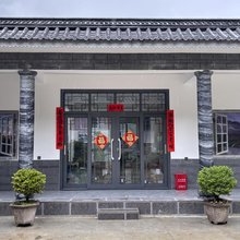 香格里拉虎跳峡峡望雪苑民宿