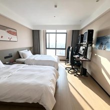 雷神电竞酒店(芜湖南陵客运中心店)