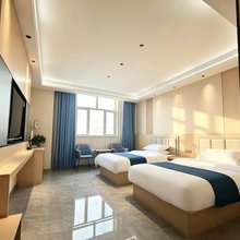 格尔木·山与宾馆(G215国道店)