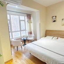 别卷客栈(哈尔滨江北大学城地铁站店)