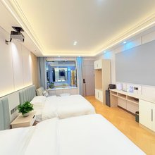 雾镜·镜湖月|Moon Lake Inn|星空盐湖网红民宿(乌兰茶卡镇店)