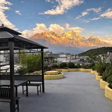 风云居日照金山花园美宿