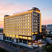 云漫酒店(泸州万象汇佳乐世纪城店)