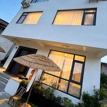 桐庐初禧民宿(虎啸峡漂流店)