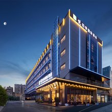 悦四季国际酒店(深圳龙岗爱联地铁站店)