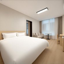 雅悦酒店(北京环球度假区临河里地铁站店)