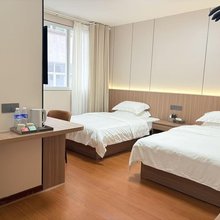 阅见山精品民宿(报恩寺店)