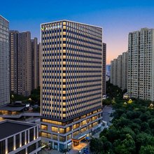 维也纳国际酒店(昆明火车站西山万达广场店)