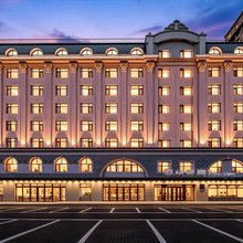 哈尔滨中央大街兆麟公园亚朵轻居酒店