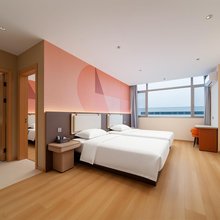左耳听海酒店(那香海景区钻石沙滩店)