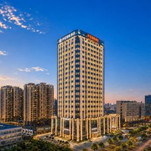 南昌宾呈国际酒店(青山湖万达李巷地铁站店)