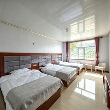 祁连八宝枫香园(卓尔山景区店)