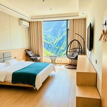 香格里拉·起风了|Wind Summit 峡谷精品美宿(虎跳峡景区店)
