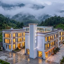 云语山居民宿(仰天湖瑶族乡店)