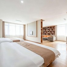 威海星漫美宿(威海站韩乐坊店)