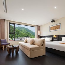揽山别院民宿(莽山大峡谷漂流店)