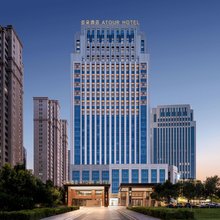 银川金凤通达南街亚朵酒店