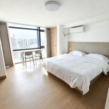 晴天公寓(南宁火车东站南广场店)