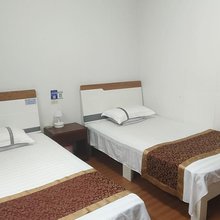 泰安鸿盛宾馆(泰山吾悦广场店)