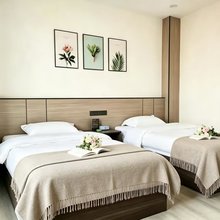 喀什留住拾光民宿(万达广场国际会展中心店)