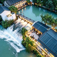 隐世云舍VILLA·青城江崖野奢私汤别院(都江堰景区店)