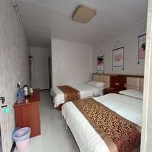 乌兰吉胜客栈(茶卡镇店)