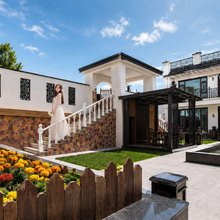 古月国风|Grass Vista星空庭院·空中草原观景美宿(那拉提景区店)