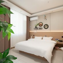 林州浅月民宿(石板岩小镇店)