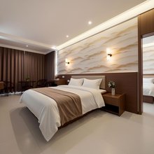 云景酒店(开封万岁山大宋武侠城清明上河园店)