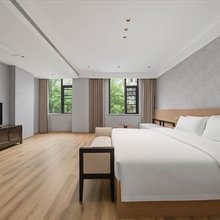 新都商务酒店(信阳高铁东站店)